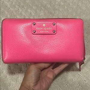 Kate Spade Fuchsia Zip Wallet